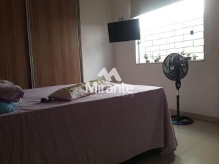 Casa Para Alugar com 5 quartos sendo 5 suítes no bairro Capuchinhos em Feira De Santana