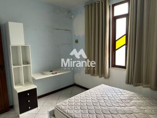 Casa Para Alugar com 4 quartos sendo 2 suítes no bairro Ponto Central em Feira De Santana