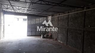 Galpão / Depósito / Armazém Para Alugar no bairro Baraúna em Feira De Santana