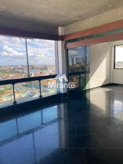 Apartamento Para Alugar com 4 quartos sendo 4 suítes no bairro Capuchinhos em Feira De Santana