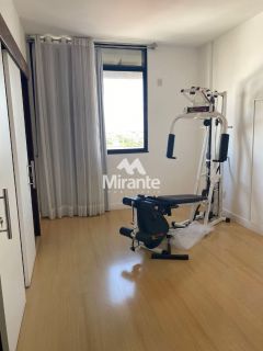 Apartamento Para Alugar com 4 quartos sendo 4 suítes no bairro Capuchinhos em Feira De Santana