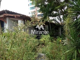 Casa Para Alugar no bairro Santa Mônica em Feira De Santana