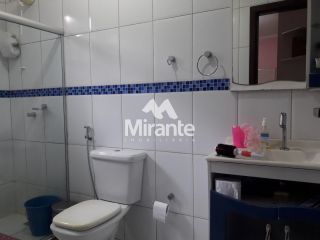 Casa Para Alugar com 6 quartos sendo 4 suítes no bairro Brasília em Feira De Santana