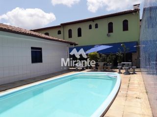 Casa Para Alugar com 6 quartos sendo 4 suítes no bairro Brasília em Feira De Santana