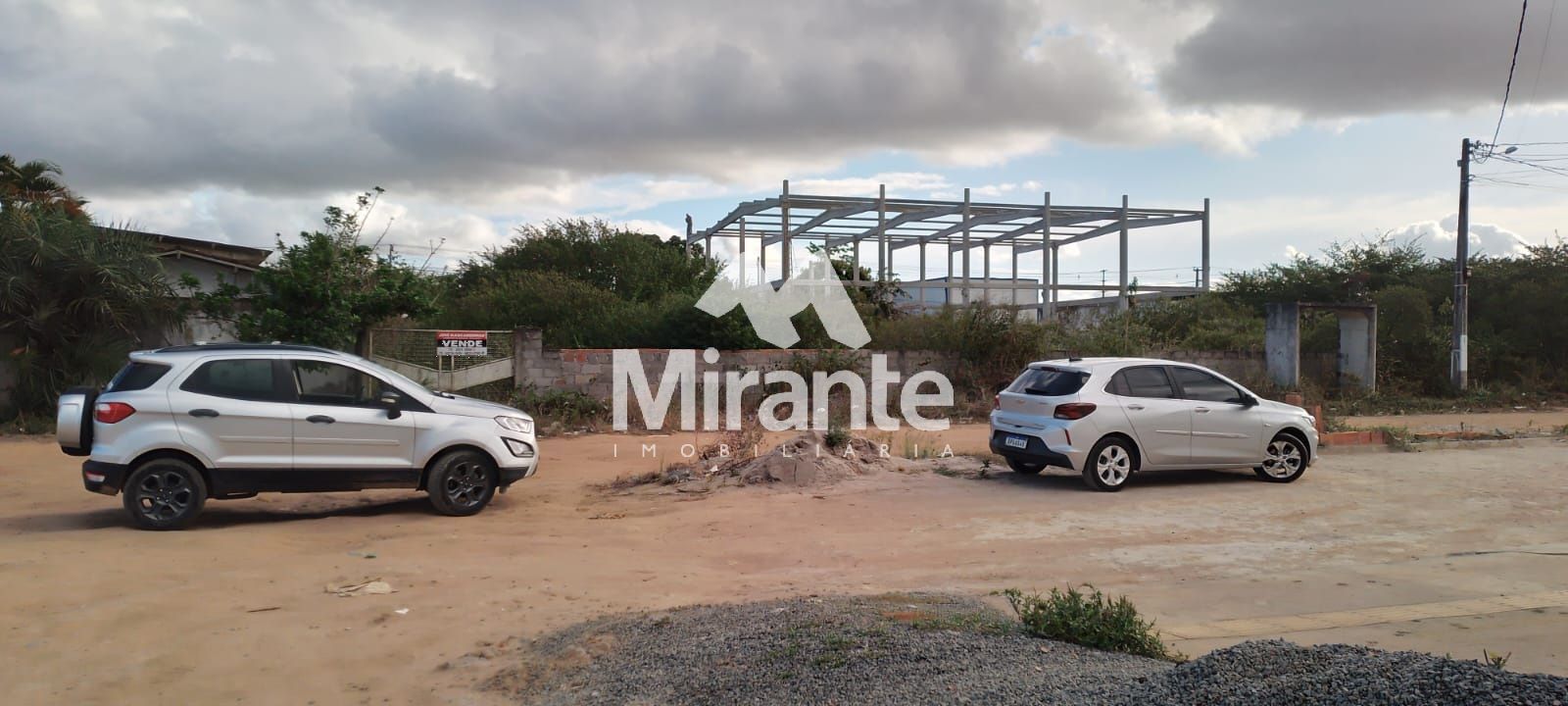 Lote / Terreno de Bairro Para Alugar no bairro Sim em Feira De Santana