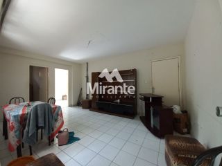 Casa Para Alugar no bairro Ponto Central em Feira De Santana