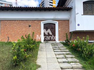 Casa Para Alugar no bairro Centro em Feira De Santana