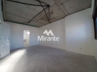 Apartamento Para Vender com 3 quartos sendo 3 suítes no bairro Santa Mônica em Feira De Santana