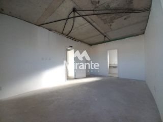 Apartamento Para Vender com 3 quartos sendo 3 suítes no bairro Santa Mônica em Feira De Santana