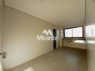 Apartamento Para Vender com 3 quartos sendo 3 suítes no bairro Santa Mônica em Feira De Santana