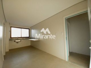 Apartamento Para Vender com 3 quartos sendo 3 suítes no bairro Santa Mônica em Feira De Santana