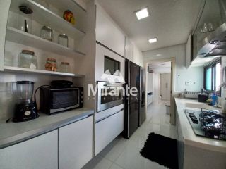 Apartamento mobiliado Para Vender com 3 quartos sendo 3 suítes no bairro Santa Mônica em Feira De Santana