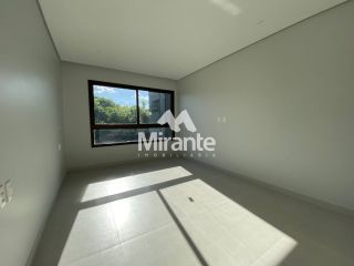 Casa de Condomínio Para Vender com 4 quartos sendo 2 suítes no bairro Sim em Feira De Santana