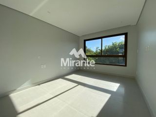 Casa de Condomínio Para Vender com 4 quartos sendo 2 suítes no bairro Sim em Feira De Santana