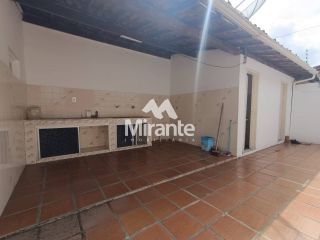 Casa Para Vender com 3 quartos sendo 1 suíte no bairro Queimadinha em Feira De Santana