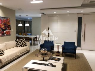 Apartamento Para Vender com 4 quartos sendo 4 suítes no bairro Santa Mônica em Feira De Santana