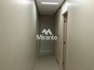 Apartamento Para Vender com 4 quartos sendo 4 suítes no bairro Santa Mônica em Feira De Santana
