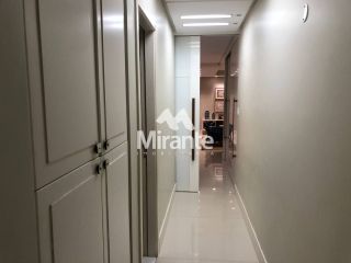 Apartamento Para Vender com 4 quartos sendo 4 suítes no bairro Santa Mônica em Feira De Santana