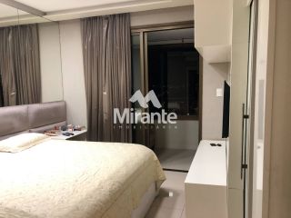 Apartamento Para Vender com 4 quartos sendo 4 suítes no bairro Santa Mônica em Feira De Santana