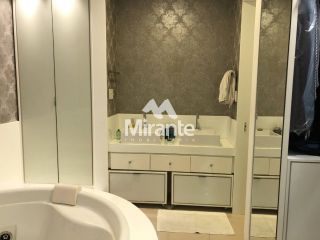 Apartamento Para Vender com 4 quartos sendo 4 suítes no bairro Santa Mônica em Feira De Santana