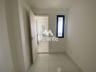 Apartamento Para Alugar com 3 quartos sendo 1 suíte no bairro Santa Mônica em Feira De Santana