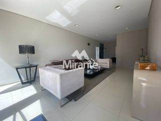 Apartamento Para Alugar com 3 quartos sendo 1 suíte no bairro Santa Mônica em Feira De Santana