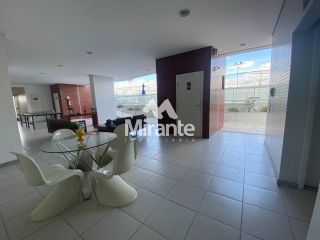 Apartamento Para Alugar com 3 quartos sendo 1 suíte no bairro Santa Mônica em Feira De Santana