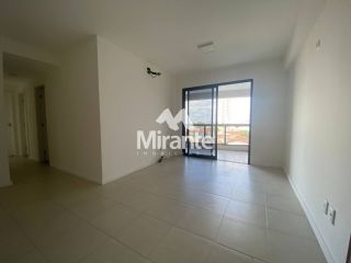 Apartamento Para Alugar com 3 quartos sendo 1 suíte no bairro Santa Mônica em Feira De Santana