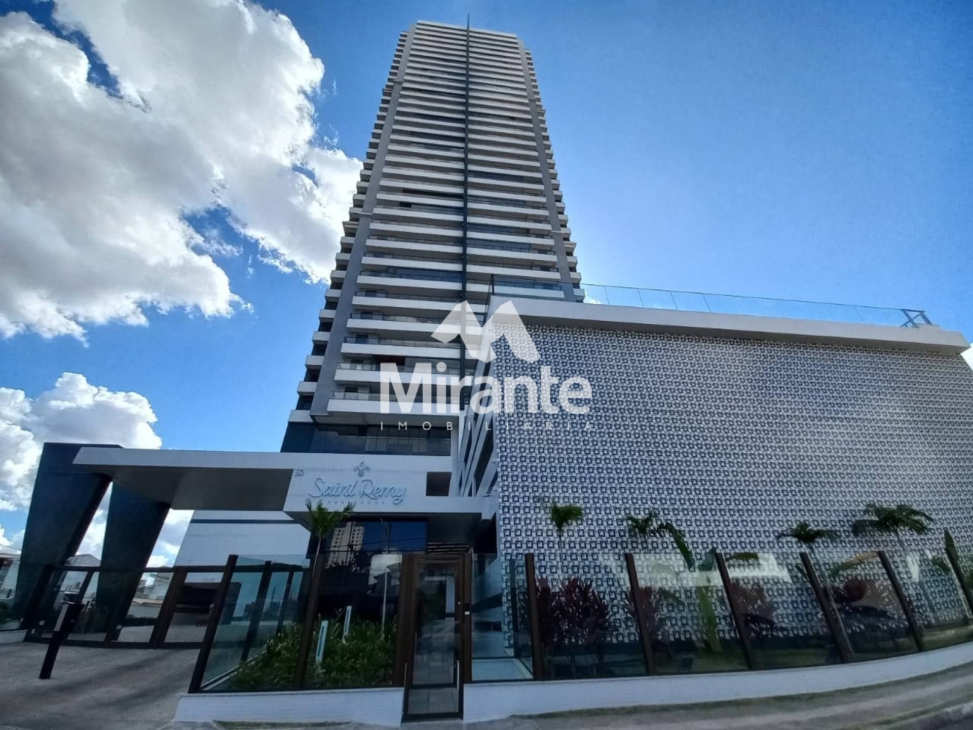 Apartamento Para Vender com 3 quartos, sendo 3 suítes no bairro Santa Mônica em Feira De Santana