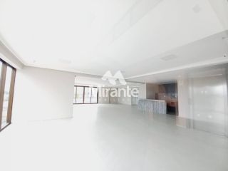 Apartamento Para Vender com 3 quartos, sendo 3 suítes no bairro Santa Mônica em Feira De Santana