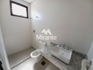 Apartamento Para Vender com 3 quartos, sendo 3 suítes no bairro Santa Mônica em Feira De Santana