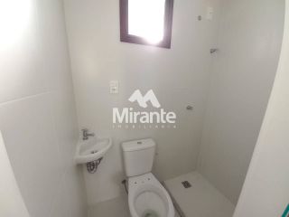 Apartamento Para Vender com 3 quartos sendo 3 suítes no bairro Santa Mônica em Feira De Santana