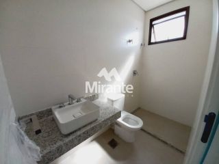 Apartamento Para Vender com 3 quartos sendo 3 suítes no bairro Santa Mônica em Feira De Santana