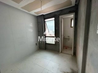 Apartamento Para Vender com 3 quartos sendo 3 suítes no bairro Santa Mônica em Feira De Santana