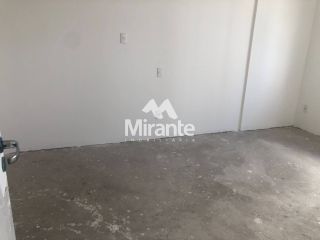 Apartamento Para Vender com 3 quartos sendo 1 suíte no bairro Santa Mônica em Feira De Santana