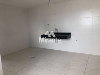 Apartamento Para Vender com 3 quartos sendo 1 suíte no bairro Santa Mônica em Feira De Santana