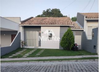 Casa Para Vender no condomínio Vive la Vie com 2 quartos sendo 1 suíte no bairro Registro em Feira De Santana