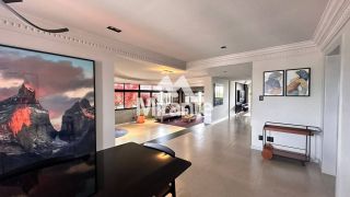 Apartamento Para Vender no Portal das Mansões com 4 quartos sendo 4 suítes no bairro Santa Mônica em Feira De Santana