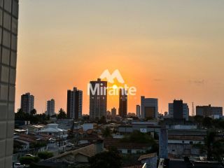 Apartamento Para Vender no Portal das Mansões com 4 quartos sendo 4 suítes no bairro Santa Mônica em Feira De Santana