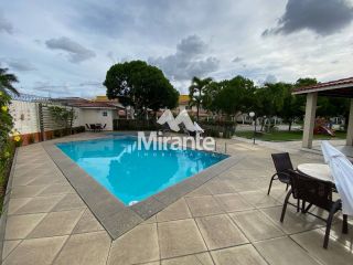 Casa de Condomínio Para Vender com 2 quartos sendo 1 suíte no bairro Capuchinhos em Feira De Santana