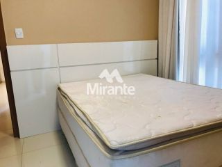 Casa de Condomínio Para Vender com 3 quartos sendo 3 suítes no bairro Sim em Feira De Santana