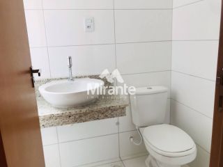 Casa de Condomínio Para Vender com 3 quartos sendo 3 suítes no bairro Sim em Feira De Santana