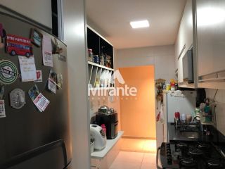 Apartamento Para Vender com 3 quartos sendo 1 suíte no bairro Santa Mônica em Feira De Santana