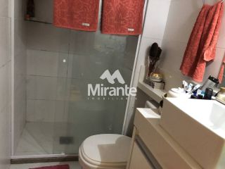 Apartamento Para Vender com 3 quartos sendo 1 suíte no bairro Santa Mônica em Feira De Santana