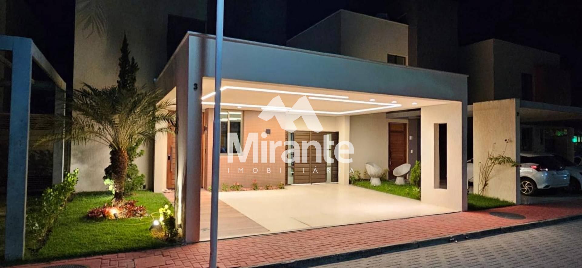 Casa de Condomínio Para Vender com 3 quartos sendo 3 suítes no bairro Sim em Feira De Santana