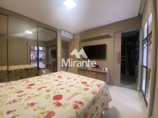 Casa de Condomínio Para Vender com 3 quartos sendo 3 suítes no bairro Sim em Feira De Santana