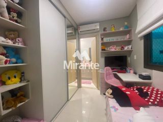 Casa de Condomínio Para Vender com 3 quartos sendo 3 suítes no bairro Sim em Feira De Santana