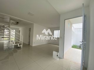 Casa de Condomínio Para Vender com 3 quartos sendo 3 suítes no bairro Sim em Feira De Santana