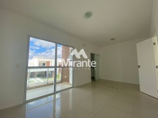 Casa de Condomínio Para Alugar com 3 quartos sendo 3 suítes no bairro Sim em Feira De Santana