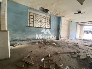 Casa Para Alugar com 3 quartos sendo 1 suíte no bairro Brasília em Feira De Santana